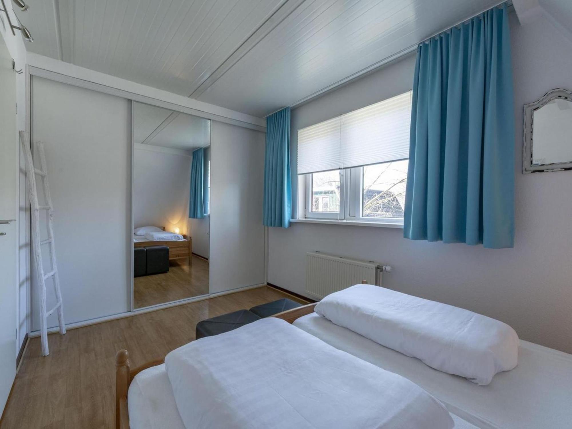 Holiday Home With Pool By The Sea Sint Maartensvlotbrug Eksteriør billede